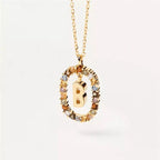 Collier avec pendentif ovale initiale - lettre