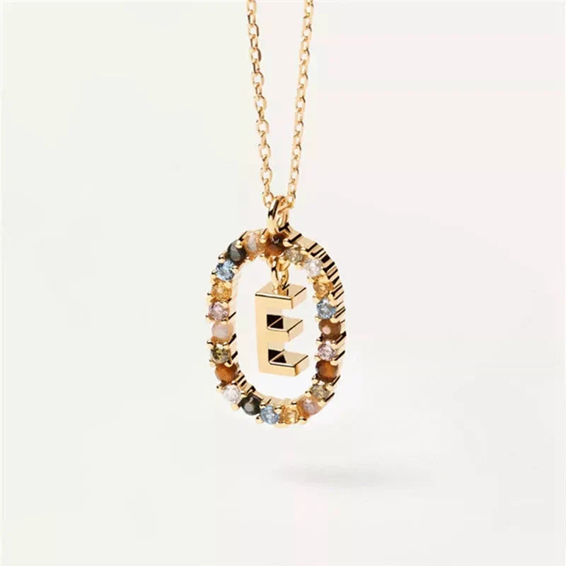 Collier avec pendentif ovale initiale - lettre