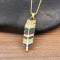 Collar con colgante pluma y circonio