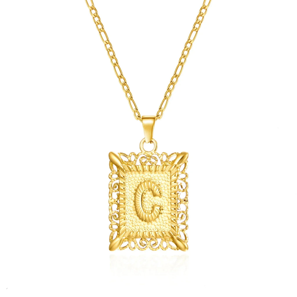 Collier avec pendentif rectangulaire initiale - lettre