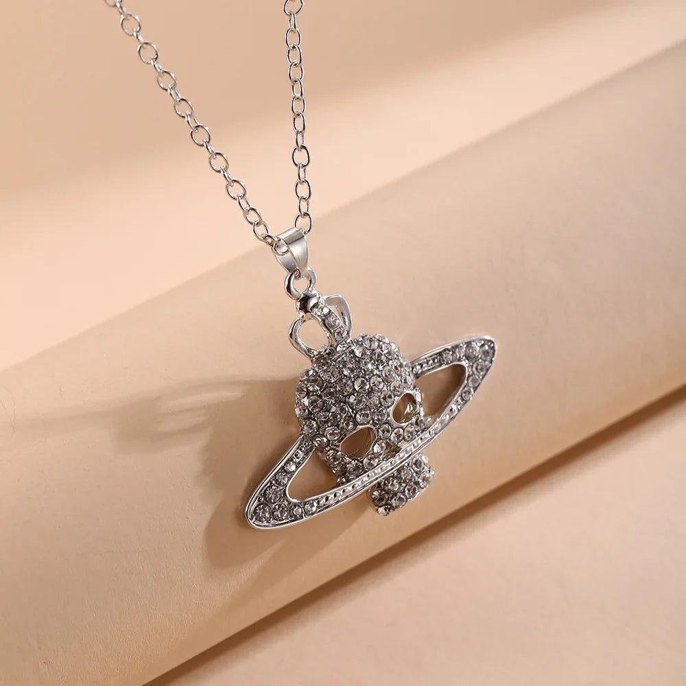 Collar con Colgante de Calavera en Strass