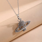 Collar con Colgante de Calavera en Strass