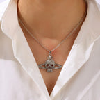 Collar con Colgante de Calavera en Strass