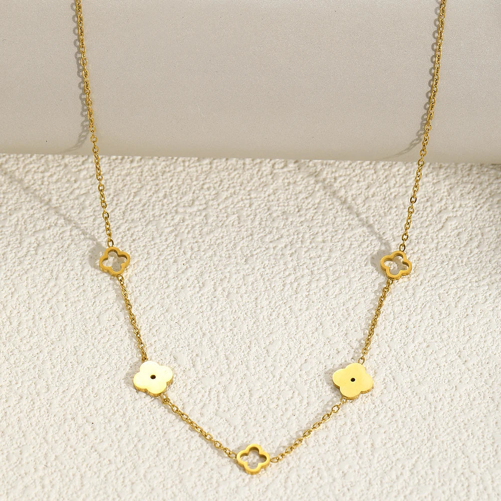 Collar con Colgante de Trébol de 4 Hojas oro