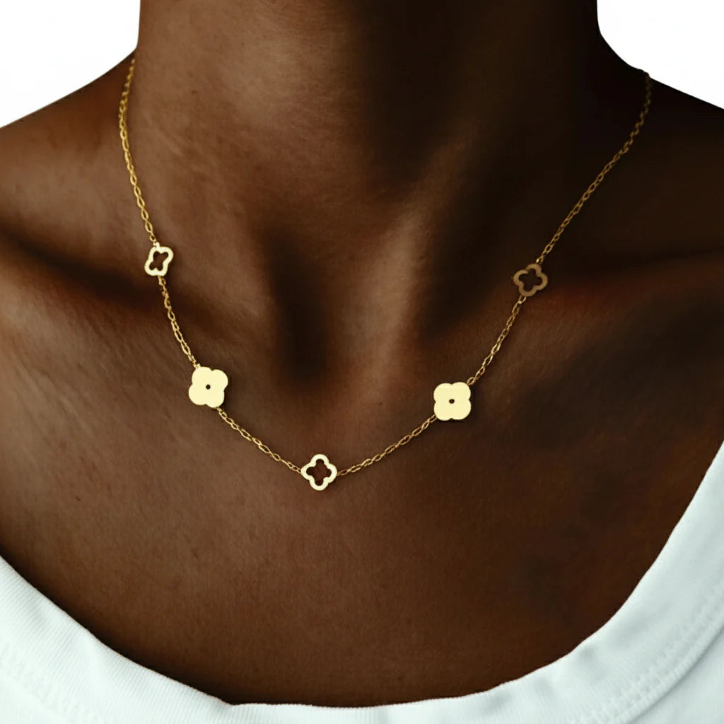 Collar con Colgante de Trébol de 4 Hojas oro