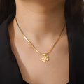 Collar con Colgante de Trébol de 4 Hojas de la Suerte oro