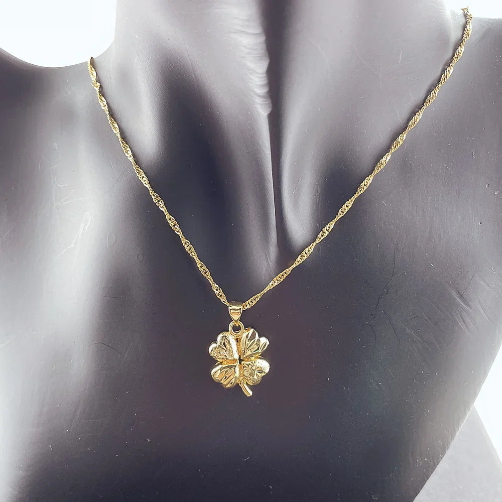 Collar con Colgante de Trébol de 4 Hojas para Mujer
