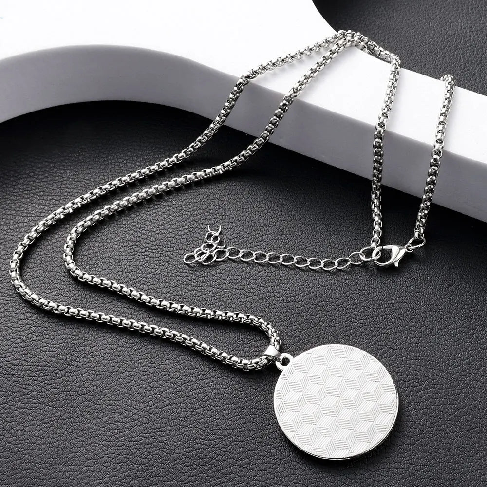 Collar con Colgante Yin Yang Negro y Blanco