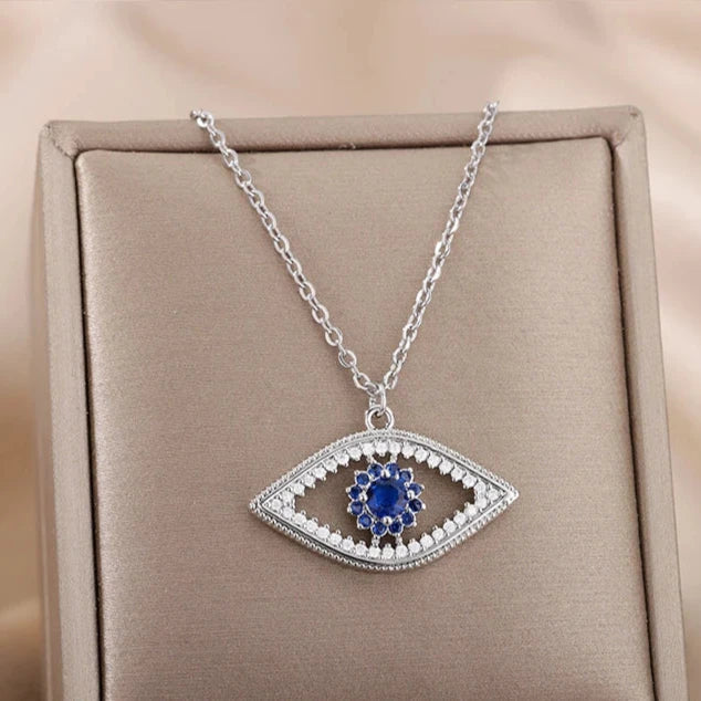 Collar con colgante de circonia contra el mal de ojo azul turco plata