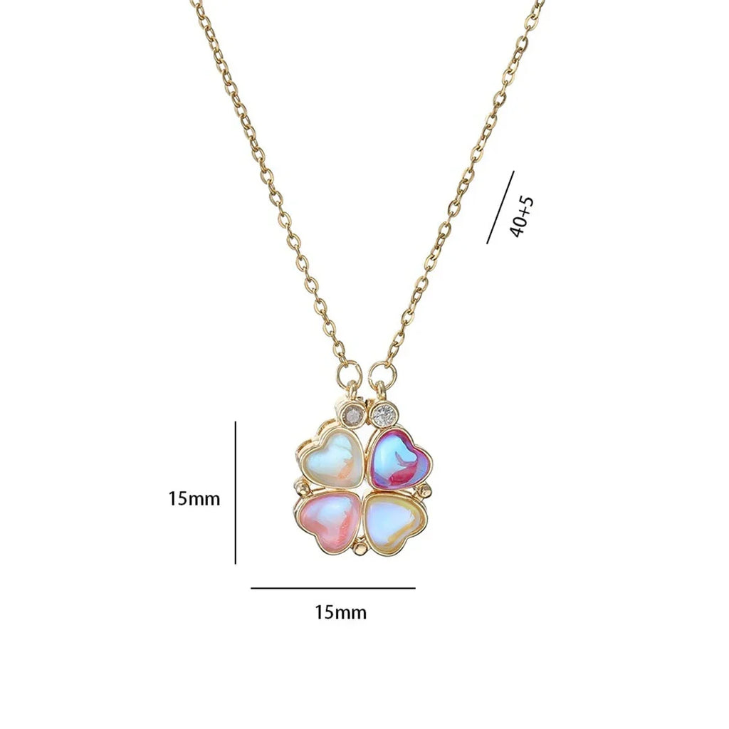Collar con Colgantes de Corazones en Trébol de 4 Hojas