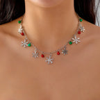 Collar con Colgantes de Copos de Nieve y Bolas de Navidad