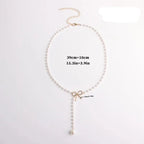 Collar de Perlas con Colgante de Nudo