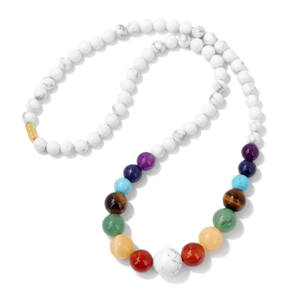 Collar de Protección con Colgante de Piedras 7 Chakras howlita blanca