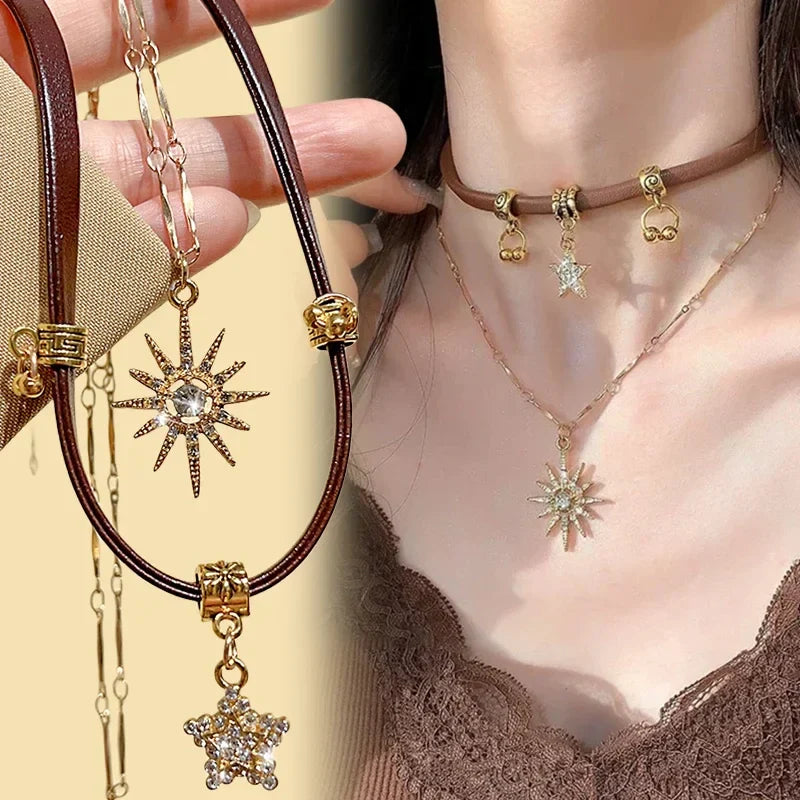 Collar Doble Colgante Sol