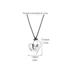Collar de Cordón con Colgante de Corazón