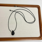 Collar de Cordón con Colgante de Gota de Agua negro