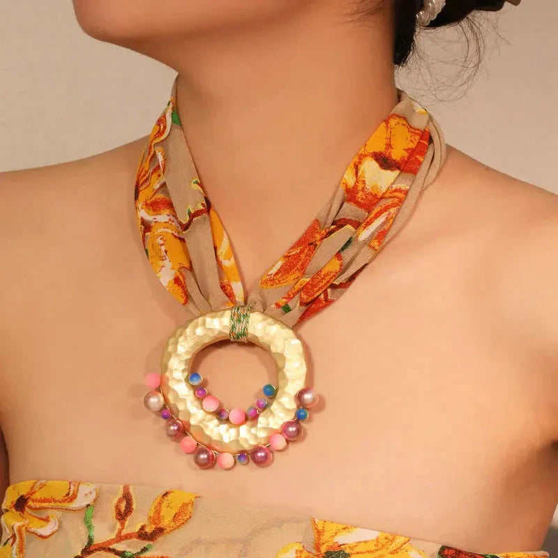 Collar de Tela con Colgante Bohemio Chic naranja