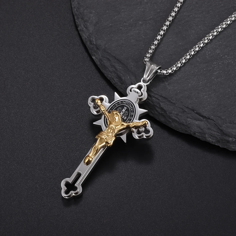 Collar y Colgante Cruz de San Benito Jesús estilo A