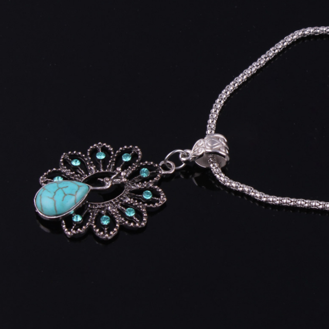 Collar Étnico de Plata y Turquesa