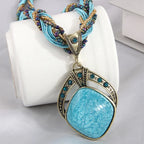 Collar Étnico con Gran Colgante Ovalado azul