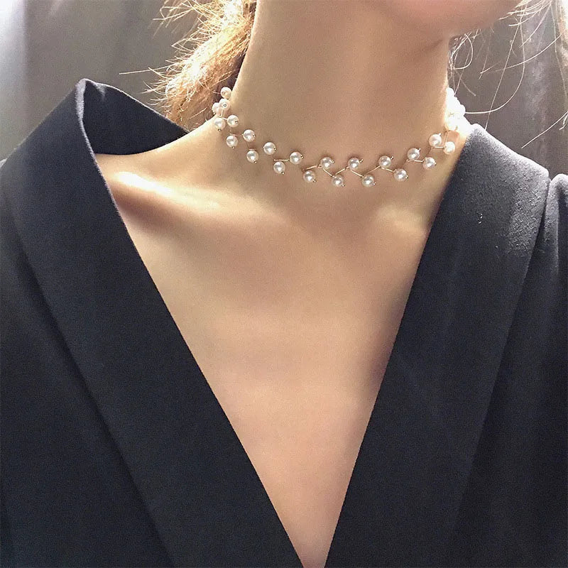 Collar Original Gargantilla en Perlas Blancas plata