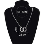 Collar de Herradura Colgante Pezuña Amuleto de la Suerte Blanco y Negro