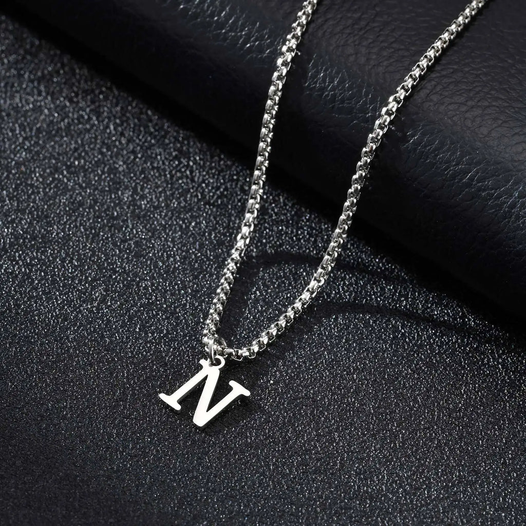 Collier homme avec pendentif initiale - lettre