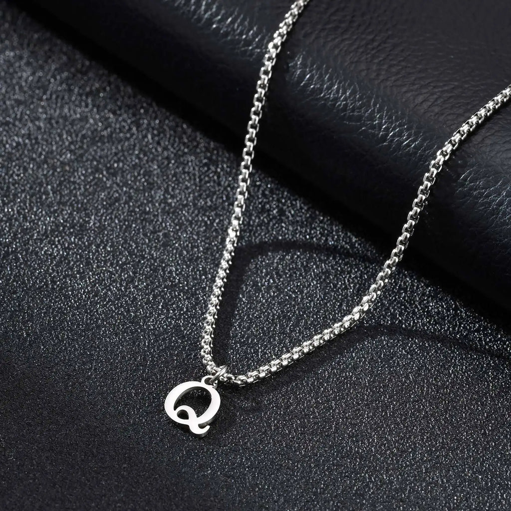 Collier homme avec pendentif initiale - lettre