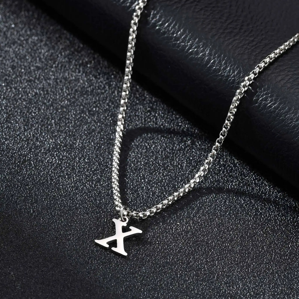 Collier homme avec pendentif initiale - lettre