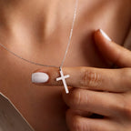 Collar y Medallón Cruz Mujer plata