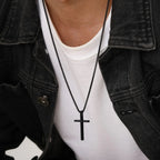 Collar y Medallón Hombre Cruz negra