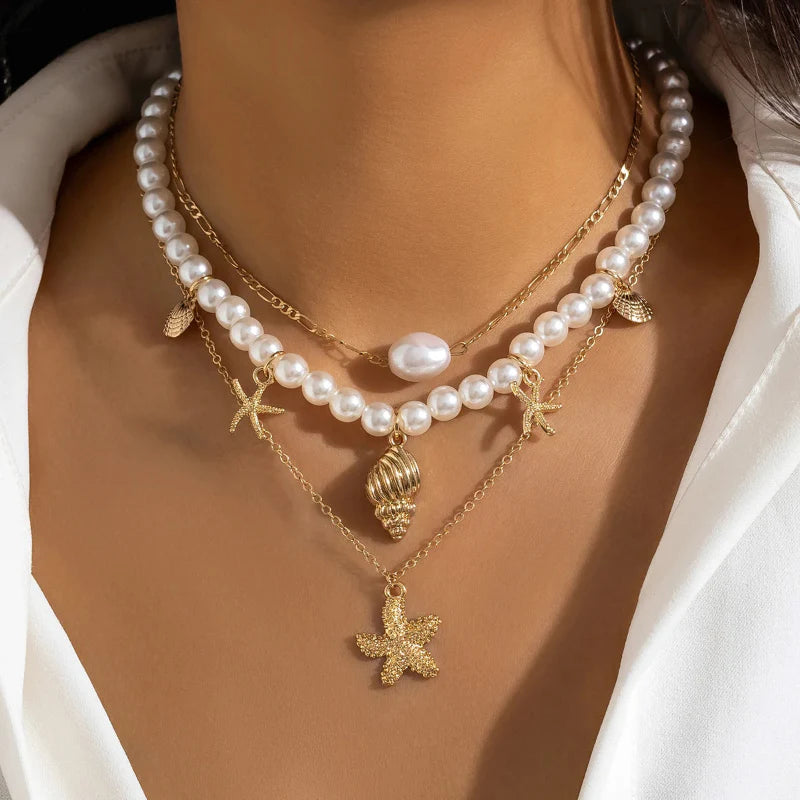 Collar Multicapa con Colgantes de Conchas y Estrellas de Mar