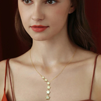 Collar con Colgante de Estrellas Múltiples