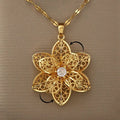Collar con Colgante de Bonita Flor Giratoria Antiestrés
