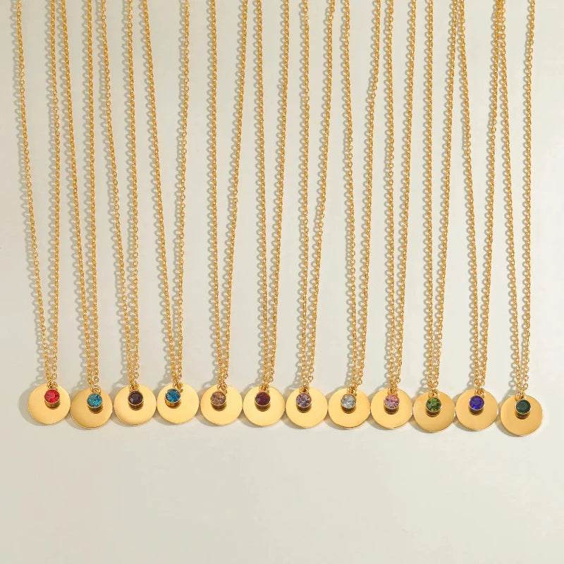 Collar con colgante con piedra de nacimiento