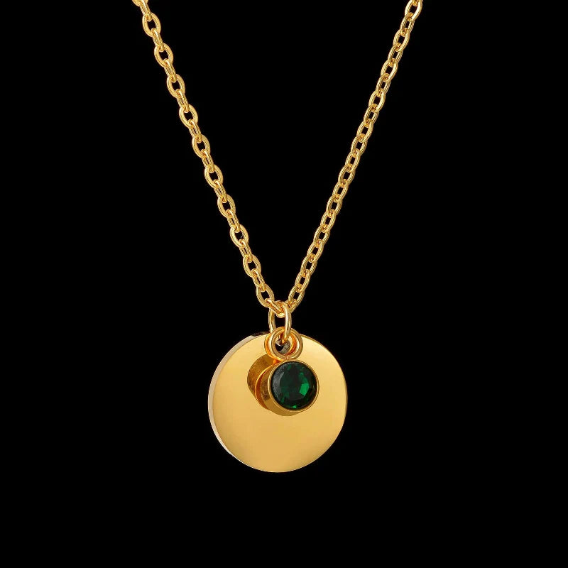 Collar con colgante con piedra de nacimiento