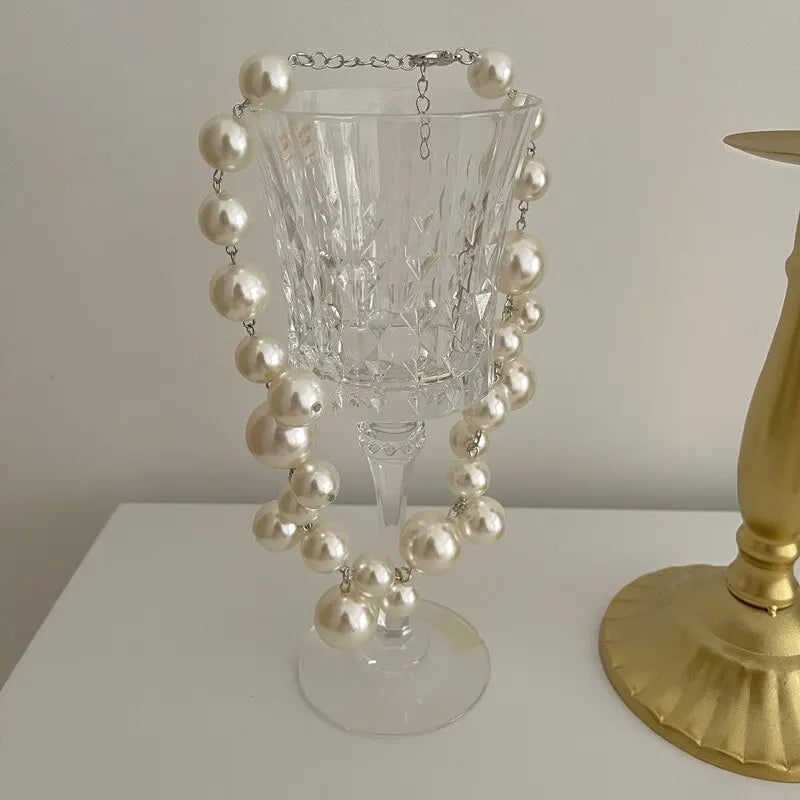 Imponente Collar Colgante con Grandes Perlas