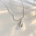 Collar con Colgante de Gota de Agua Fina Plateado