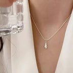 Collar con Colgante de Gota de Agua Fina Plateado