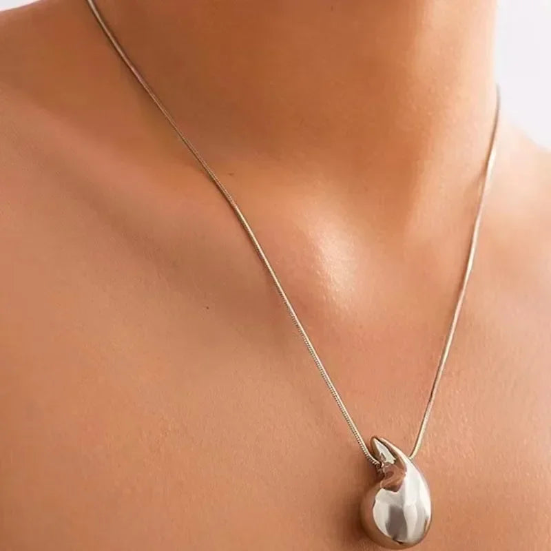 Collar Colgante Gota de Agua Grande Elegante plata