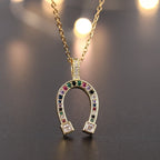 Collar Colgante Herradura de la Suerte multicolor