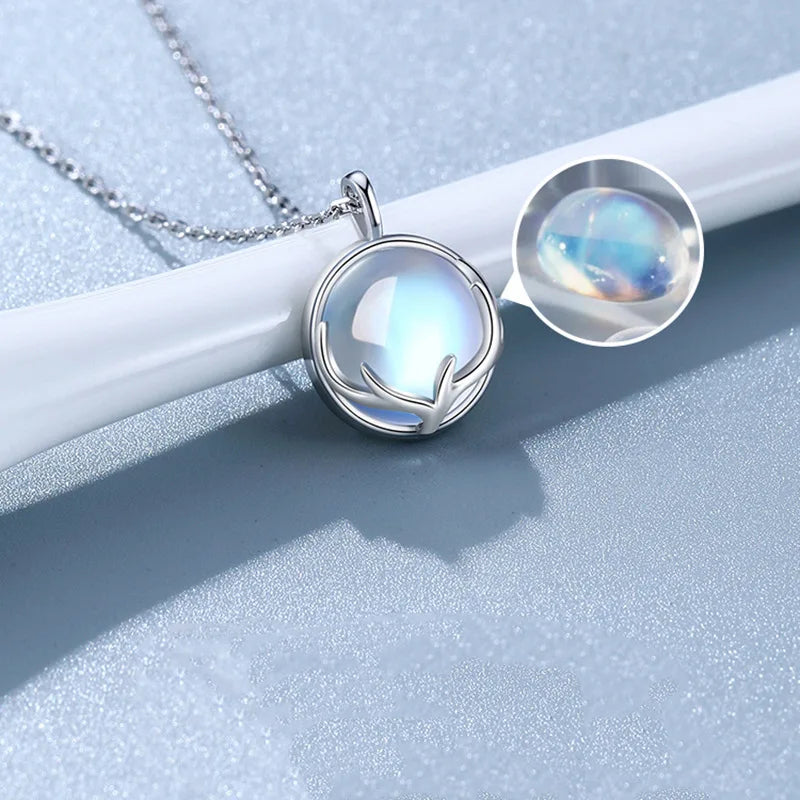 Collar Colgante Fertilidad con Piedra de Luna de Circonio