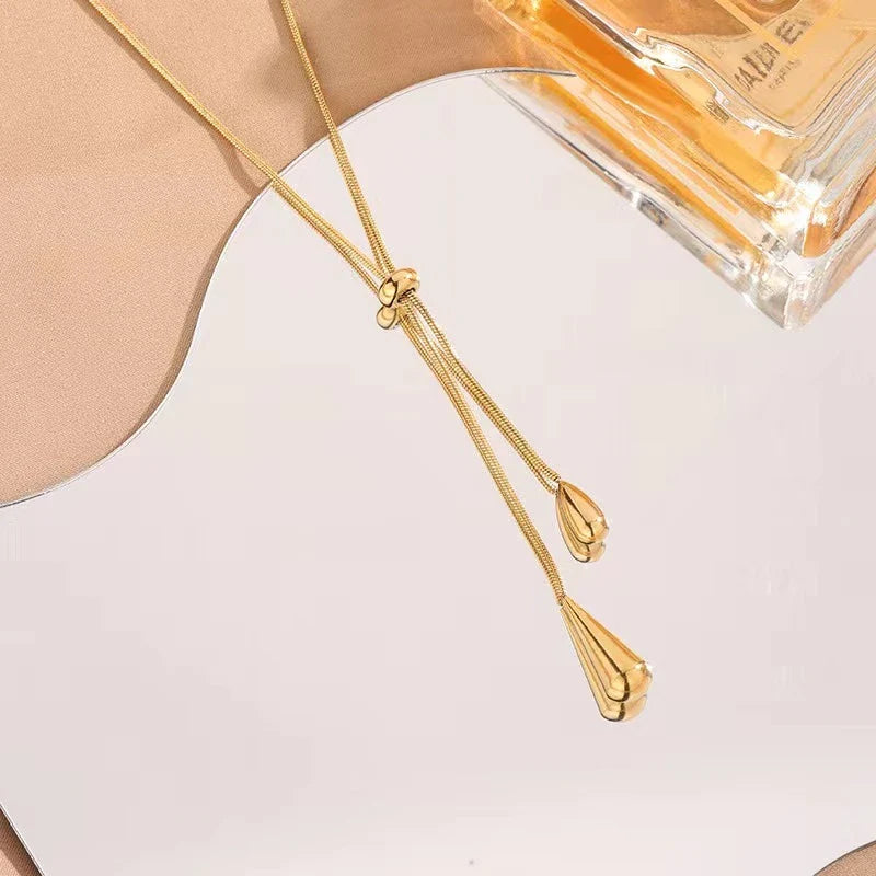 Collar Colgante Gotas Finas de Agua