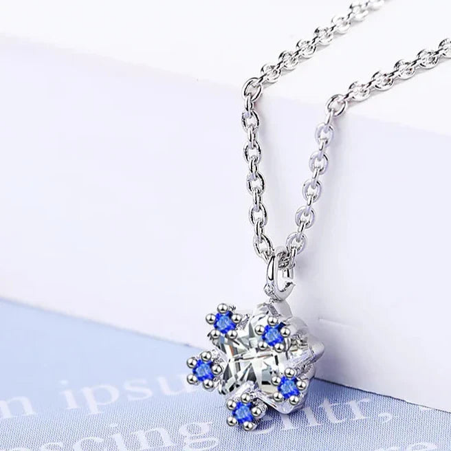 Collar con Colgante de Copo de Nieve para Mujer en Plata Azul