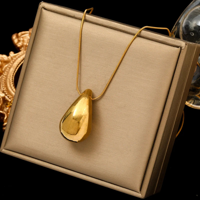 Collar Colgante Gota de Agua oro estilo 1
