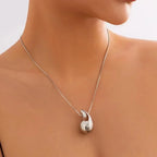 Collar Colgante Gota de Agua Asimétrica plata