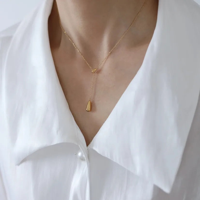 Collar Colgante Gota de Agua Fina oro