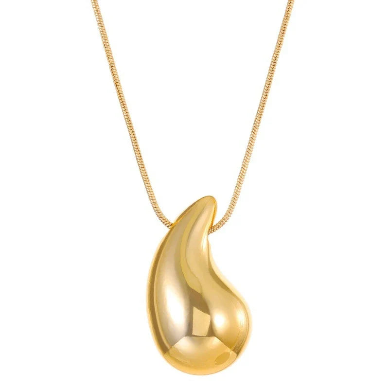 Collar con Colgante de Gran Gota de Agua en oro