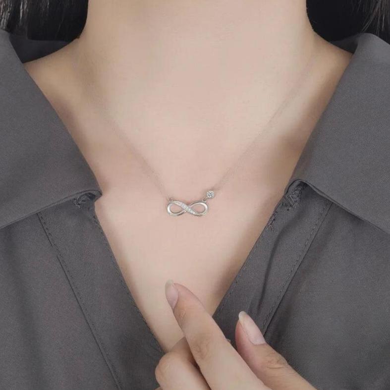 Collar con colgante infinito de circonita para mujer en plata