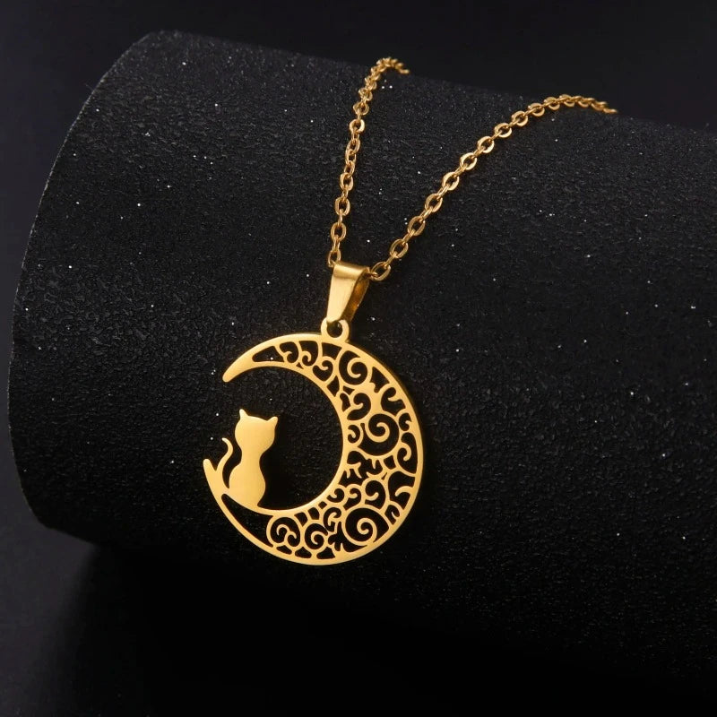 Collar Colgante Luna de Gato oro